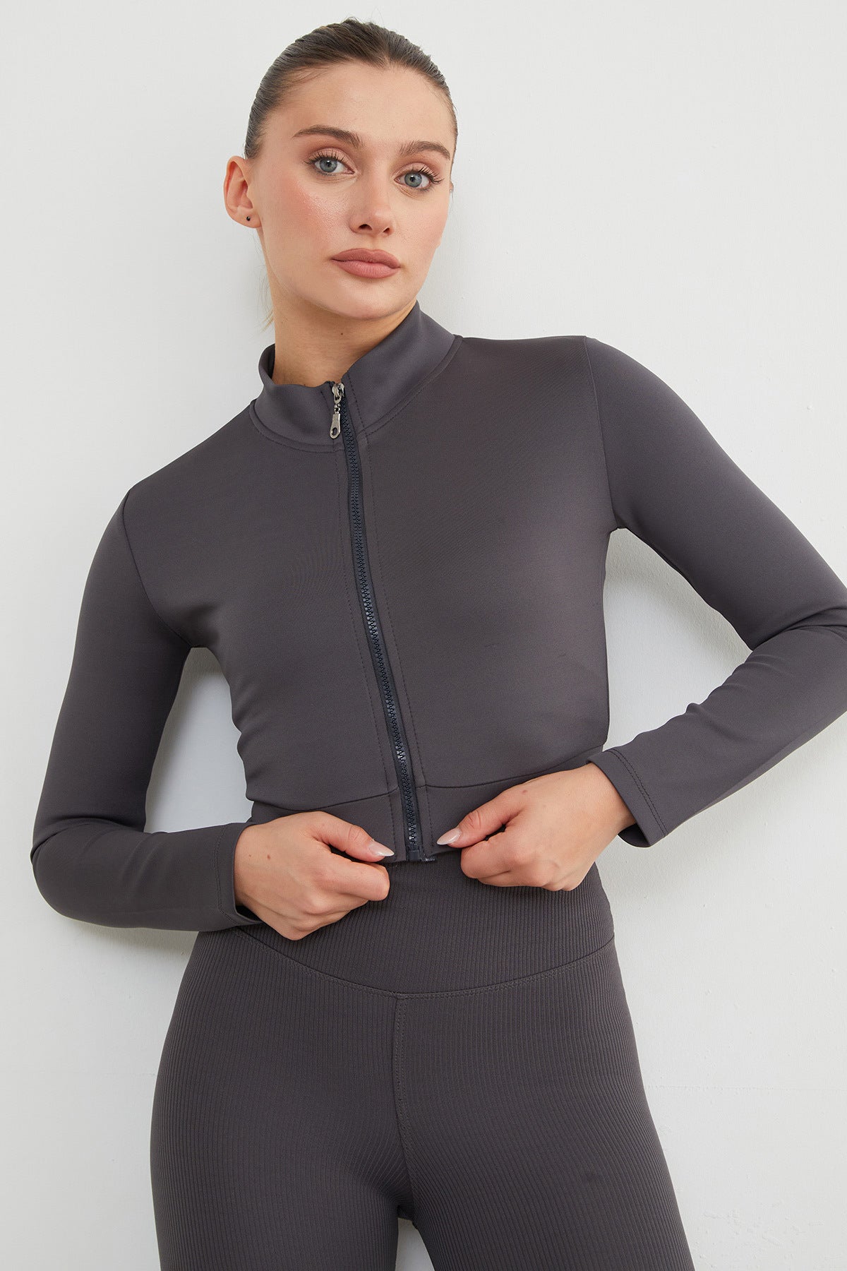 Mock neck zip-up scuba sports jacket in anthracite – Fullamoda Jordan