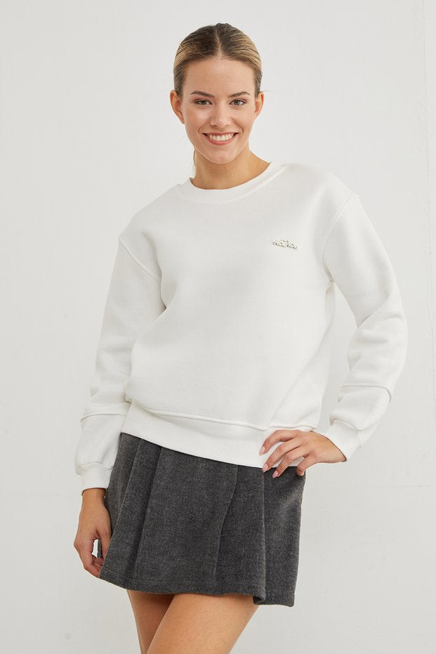 3-Thread Metal Accessory Crew Neck Sweatshirt - Ecru