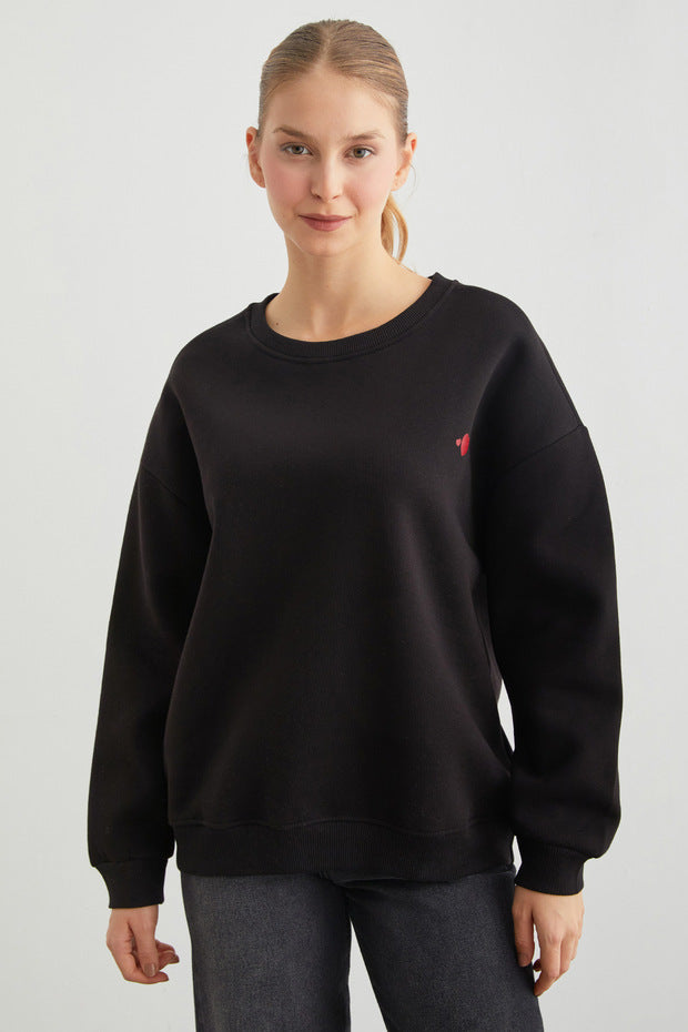3-Thread Heart Printed Crew Neck Sweatshirt - Black