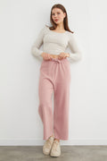 Basic corded elastic-waist trousers in rose | بنطلون مضلع بخصر مطاطي – Fullamoda Jordan