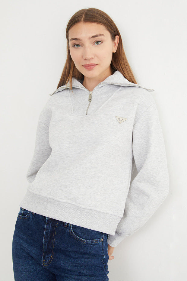 3-Thread Triangle Metal Emblem Sweatshirt - Grey Melange