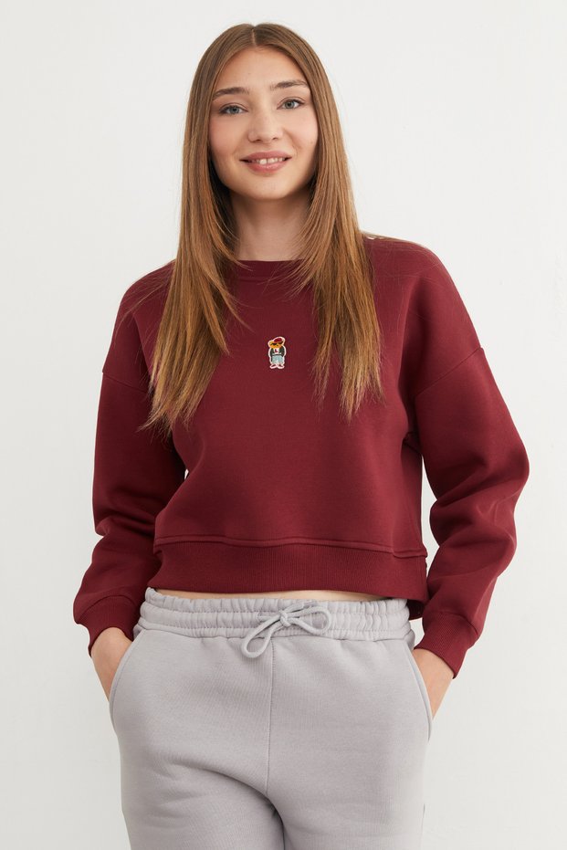 3-Thread Teddy Bear Embroidered Crew Neck Sweatshirt Style 2 - Burgundy