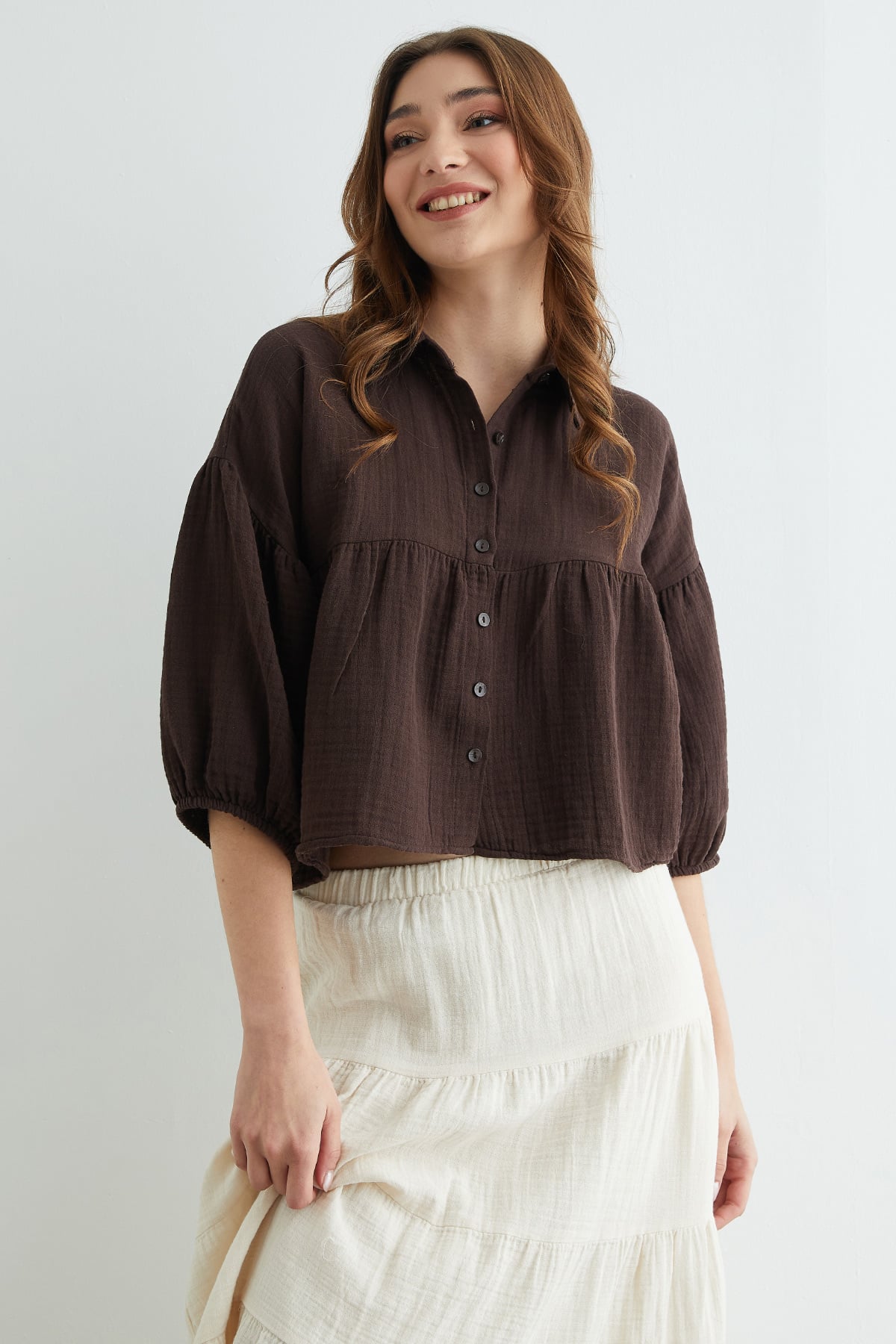 Brown | Balloon sleeve muslin shirt | قميص موسلين أكمام بالون بني – Fullamoda Jordan