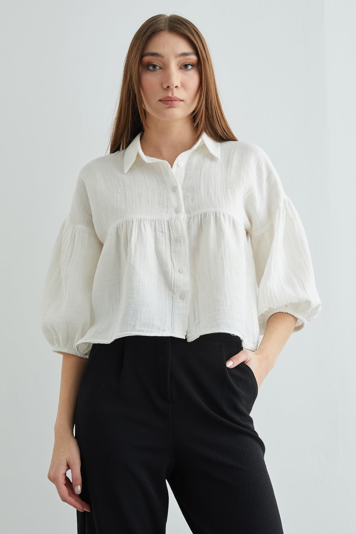 White | Balloon sleeve muslin shirt | قميص موسلين أكمام بالون أبيض – Fullamoda Jordan