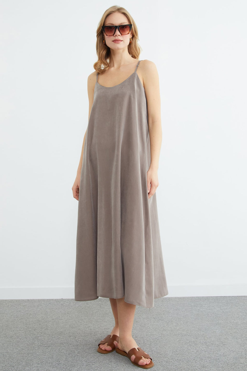 Mink | Strappy Tencel maxi slip dress | فستان طويل بحمالات فيزون – Fullamoda Jordan