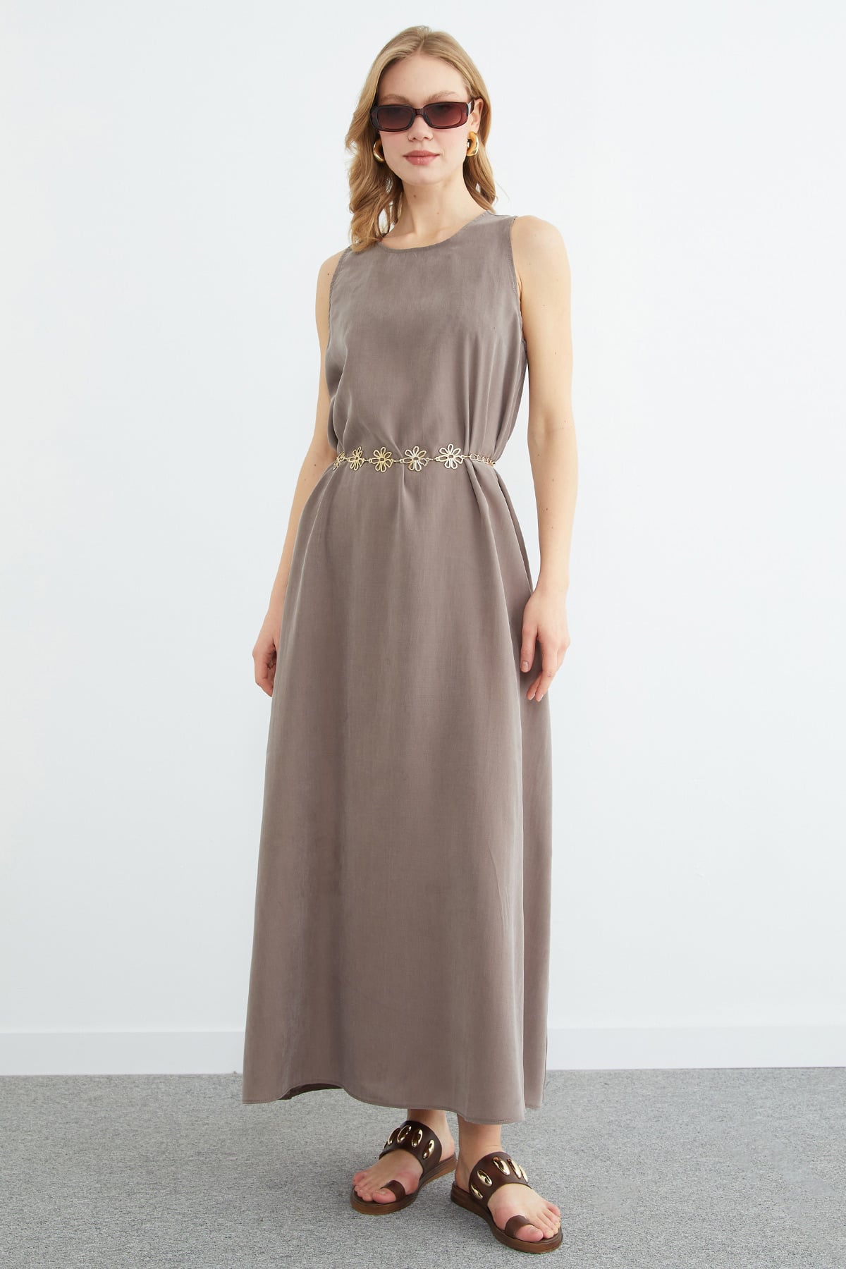 Mink | Sleeveless zip-back Tencel maxi dress | فستان طويل بدون أكمام فيزون – Fullamoda Jordan