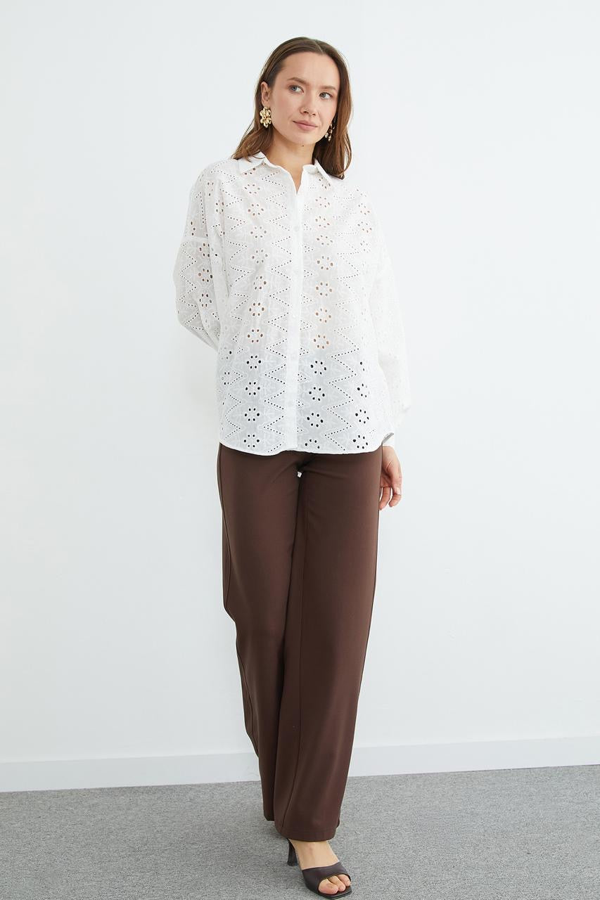 White eyelet button-up top, side view – Fullamoda Jordan